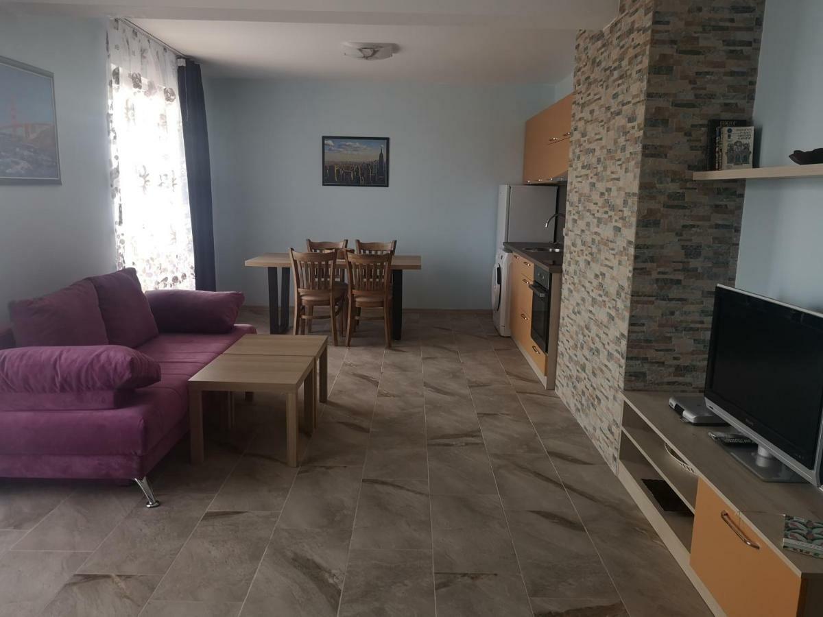 Hiora Apartments Vasiliko Zarewo Exterior foto