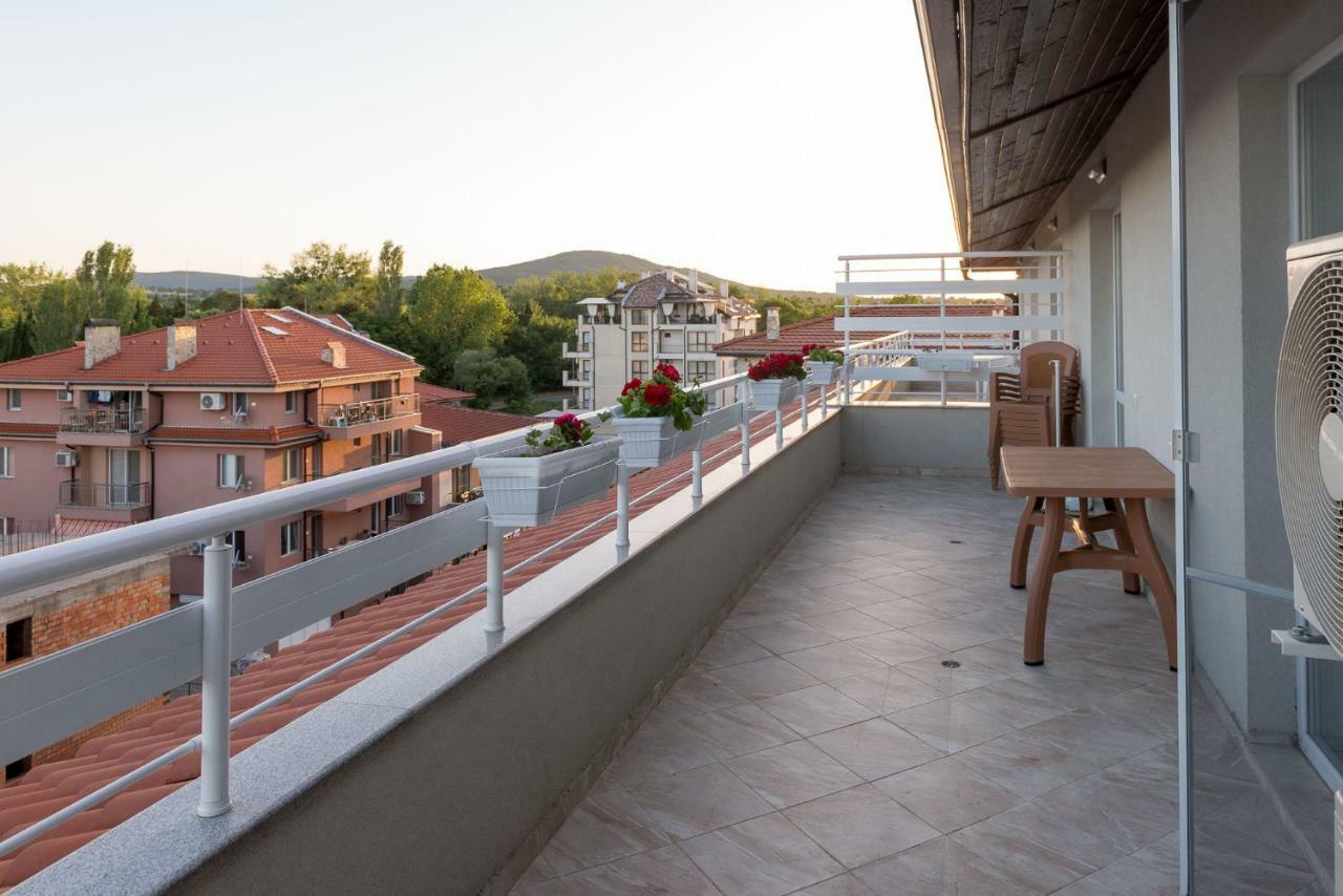 Hiora Apartments Vasiliko Zarewo Exterior foto